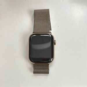 Smartwatch with Gold and Black Display